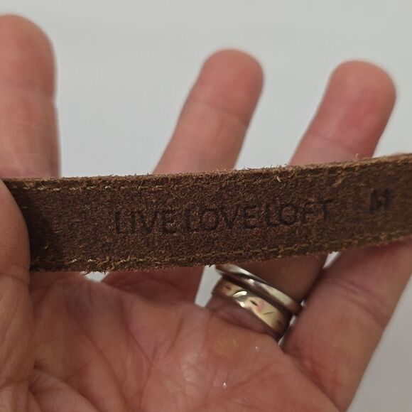 Ann Taylor studded leather pink  belt size medium - Picture 5 of 6